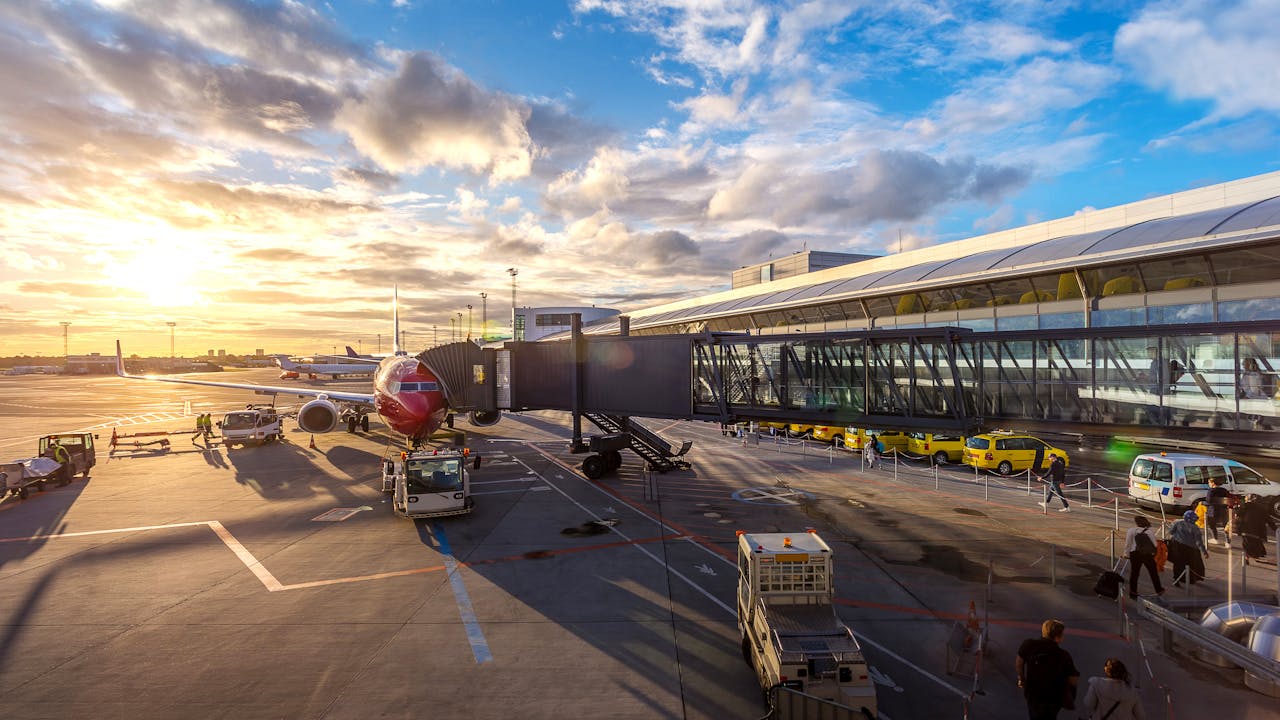 ¿Por qué contratar el servicio a aeropuerto en transfer?